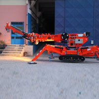 4 TON ÖRÜMCEK VİNÇ